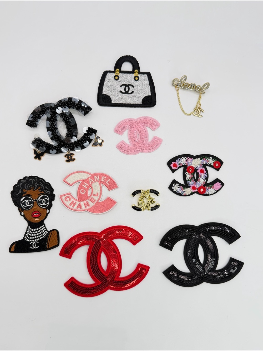 10pc Mixed Iron-on patches, Logo Brooch Set in Black, Red, Pink, White, Gold